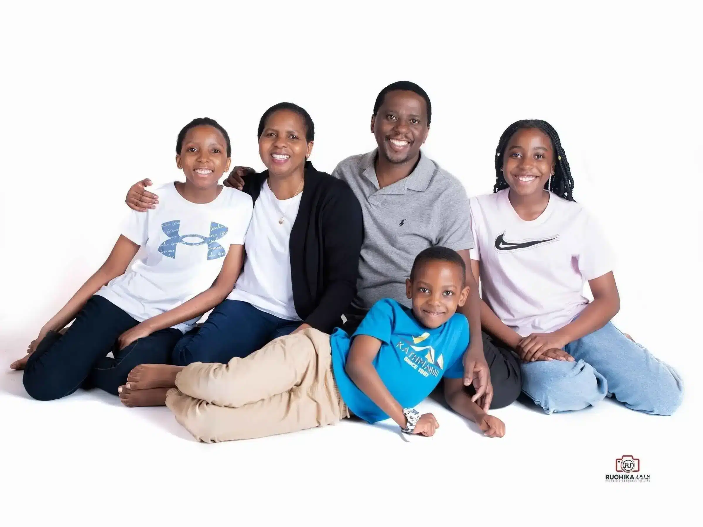 Memorable family moments preserved by a skilled Wellington photographer at an affordable rate