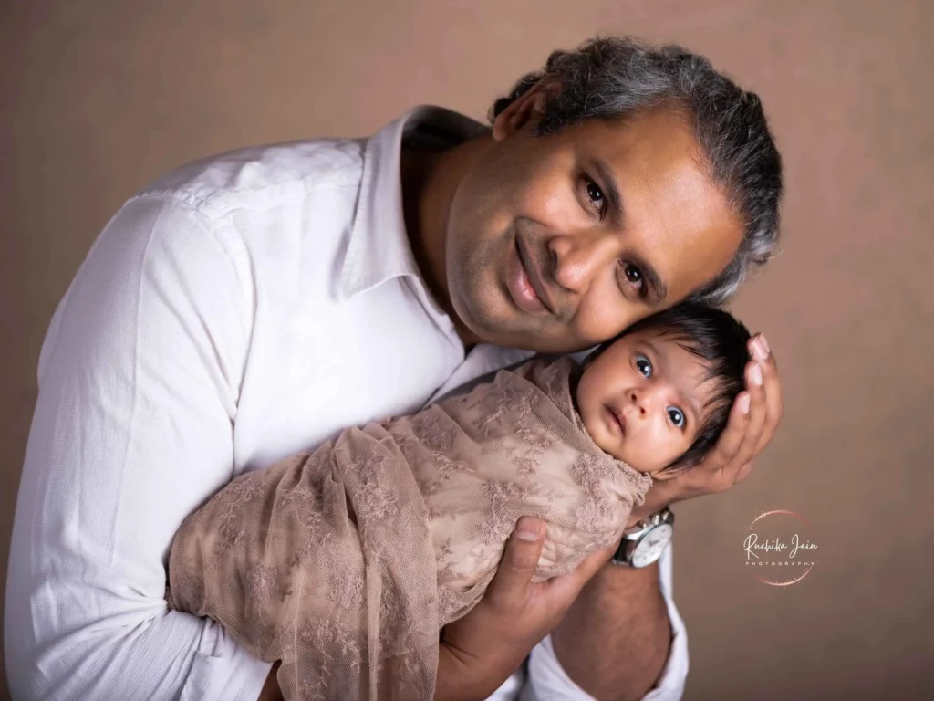 Newborn Photography in Wellington: Capturing the Bond of Father and Child