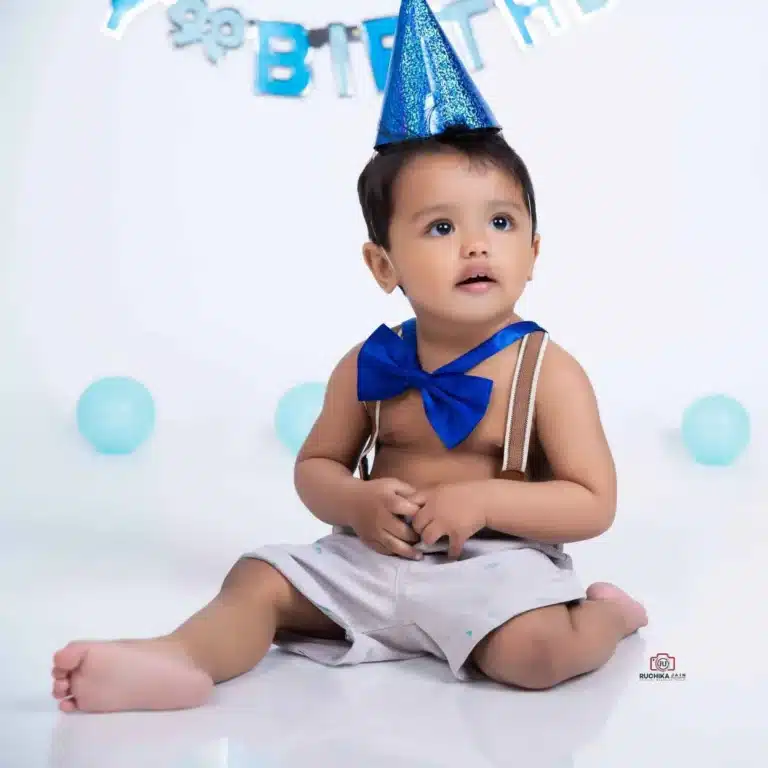 Unique cake smash experience beautifully documented by a skilled photographer