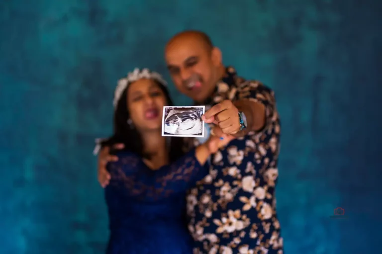 Creative maternity photographer capturing the journey to parenthood